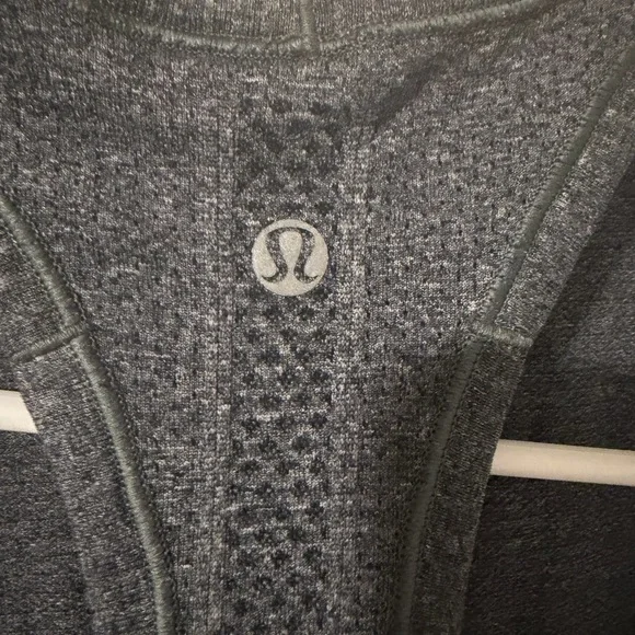Lululemon Swiftly Tech Tech Racerback Tank Top High Neck Gray Heathered Black 4 - Picture 2 of 6